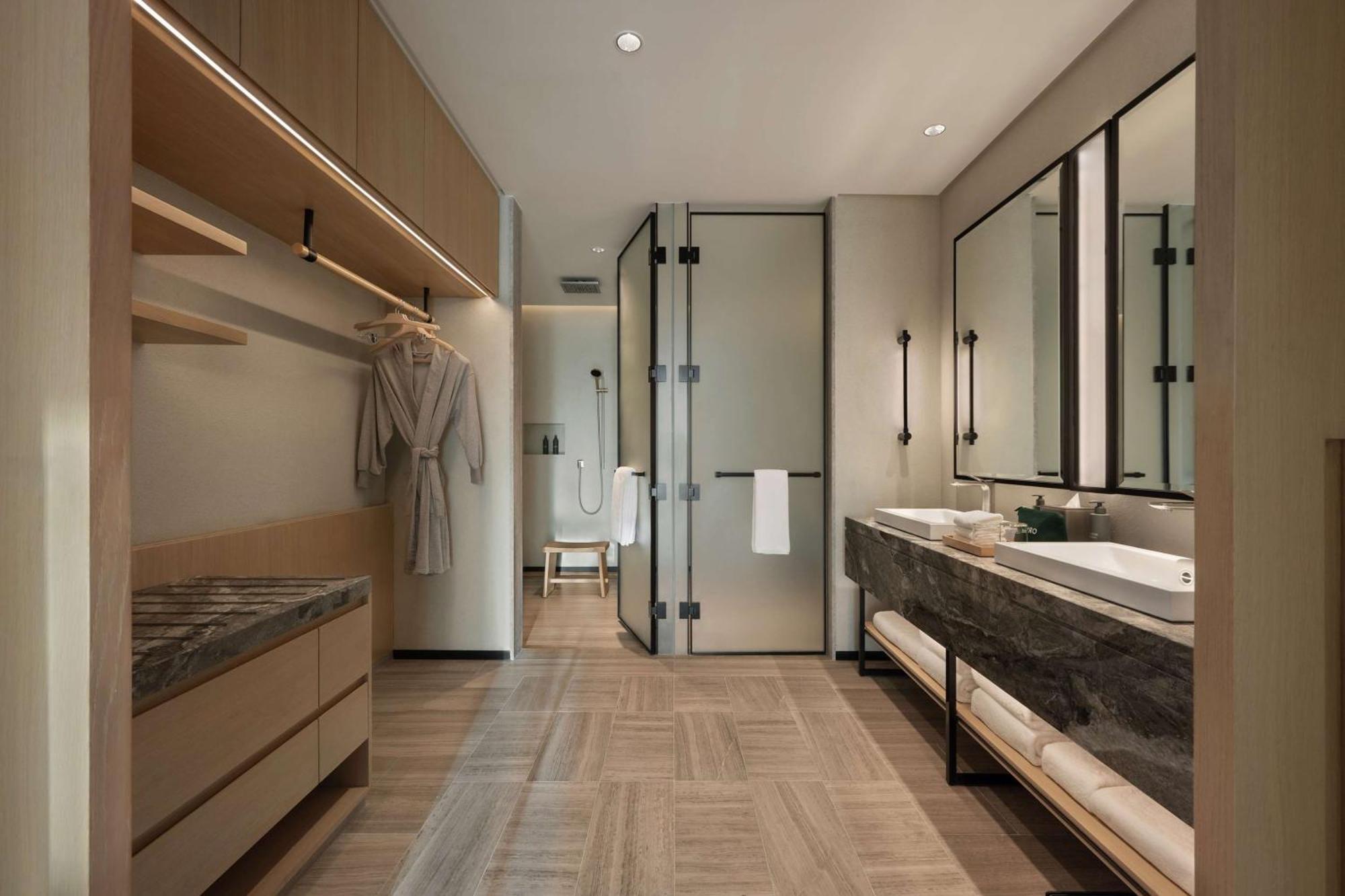 Siro One Za'Abeel Hotel Дубай Екстериор снимка