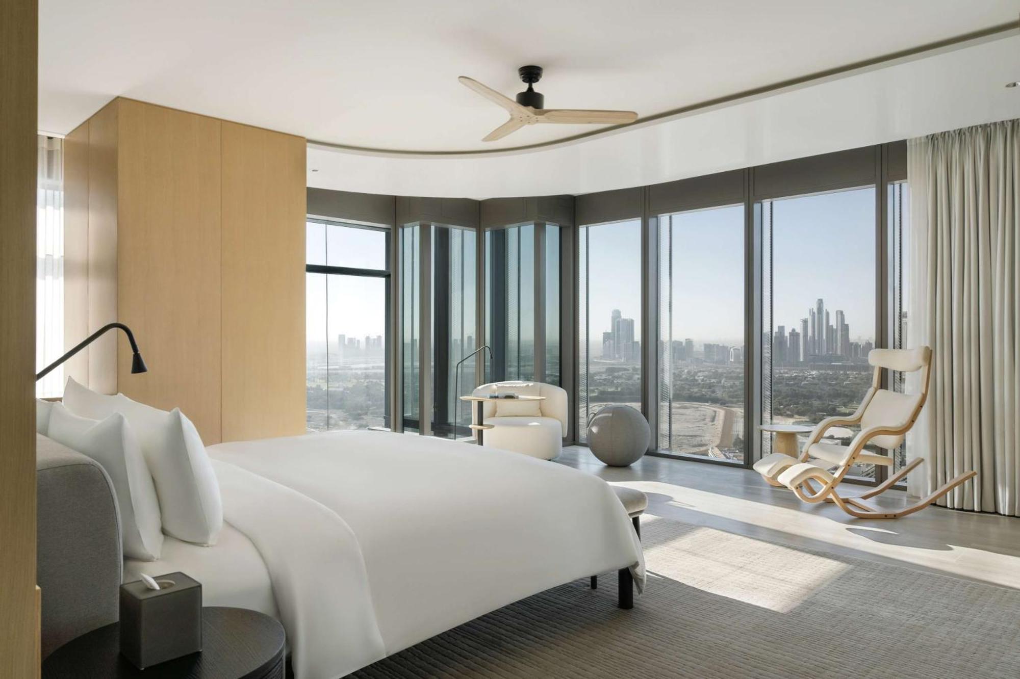 Siro One Za'Abeel Hotel Дубай Екстериор снимка