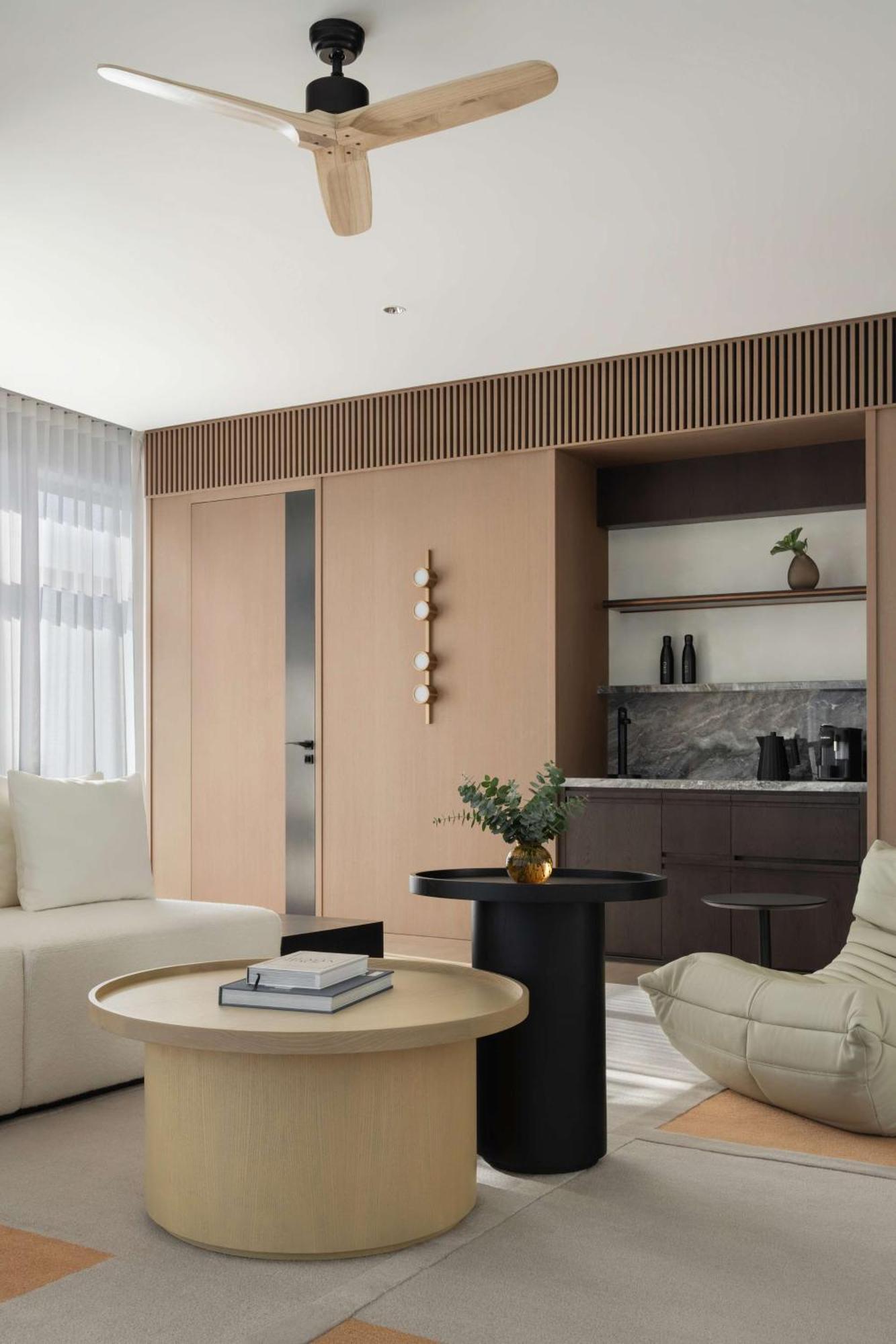 Siro One Za'Abeel Hotel Дубай Екстериор снимка